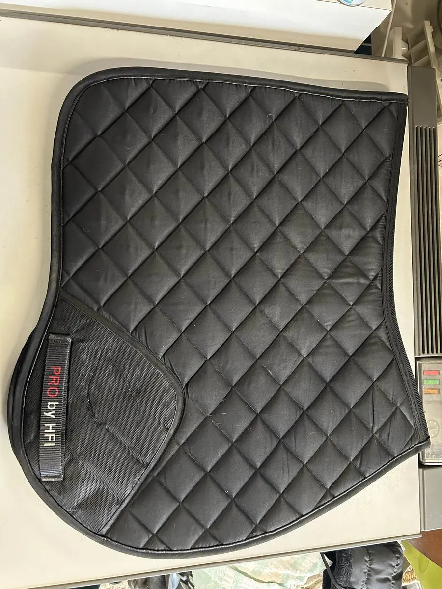 tapis de selle HFI